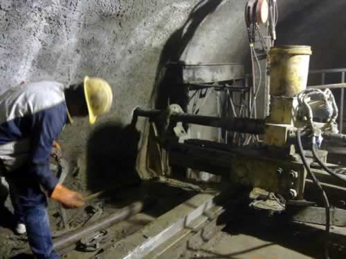 钢花管注浆图片